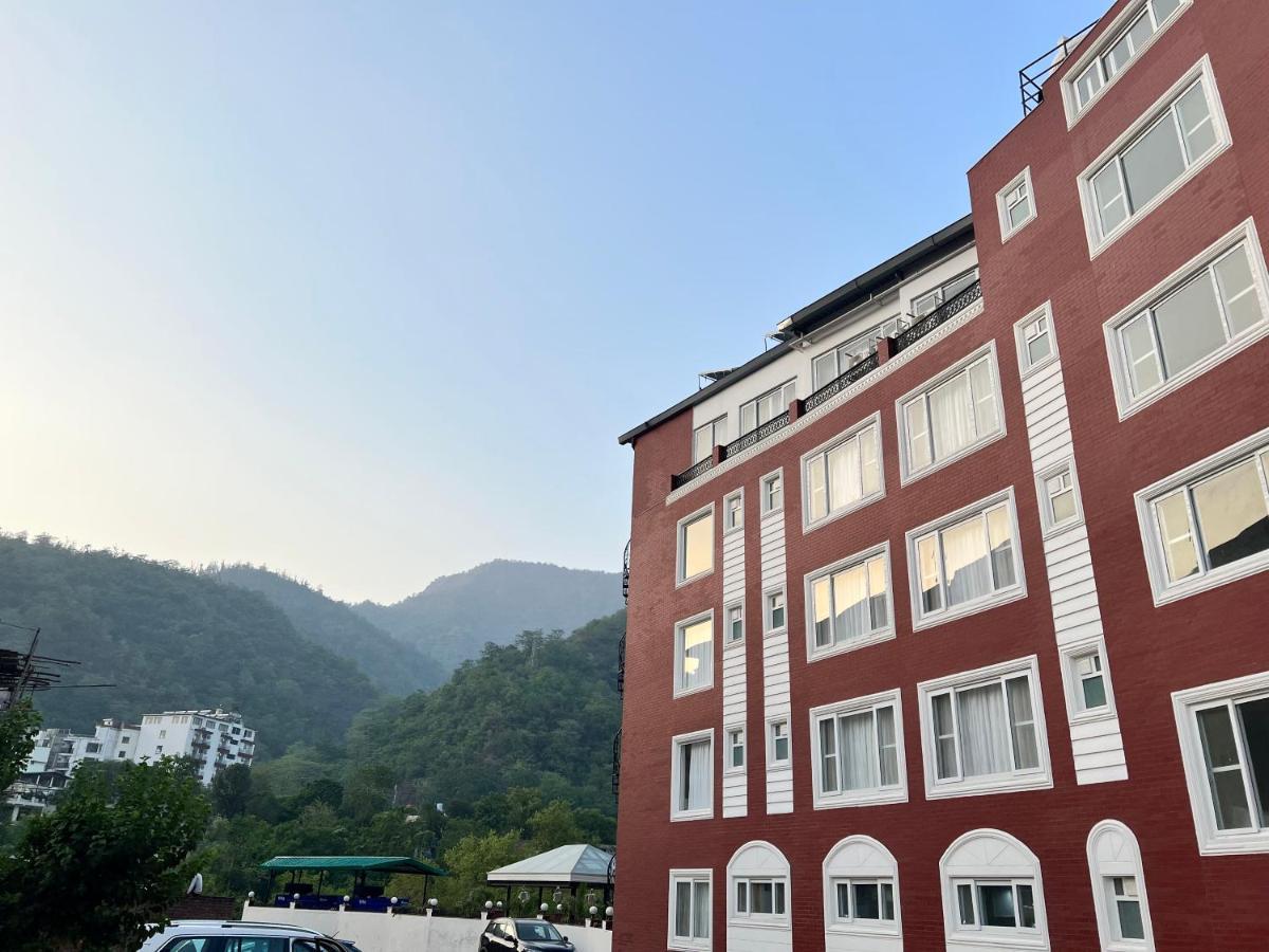 Terrakotta Rishikesh Hotel Bagian luar foto