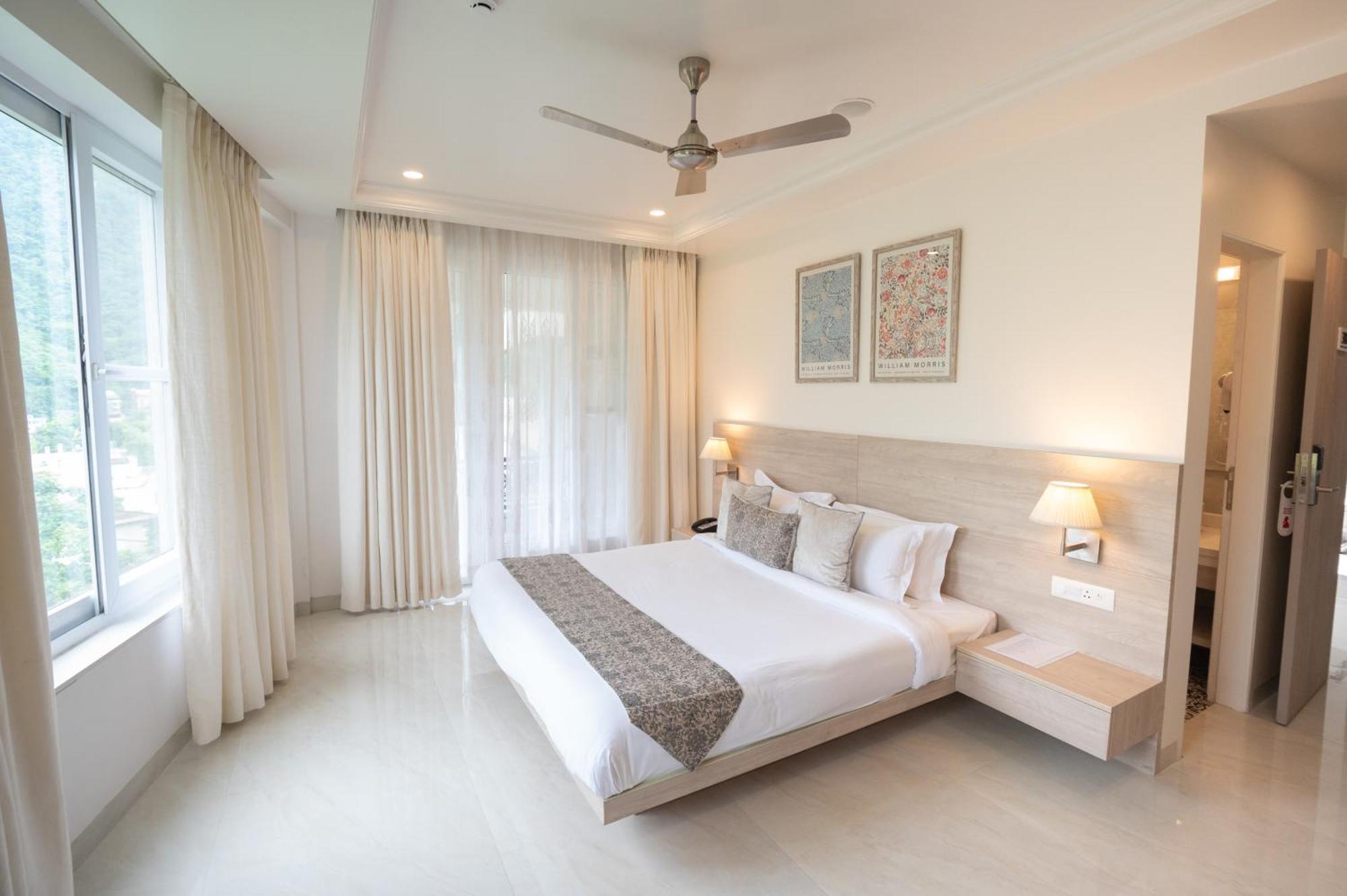 Terrakotta Rishikesh Hotel Bagian luar foto
